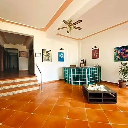 Asterina Hotel apartamentowy 4*