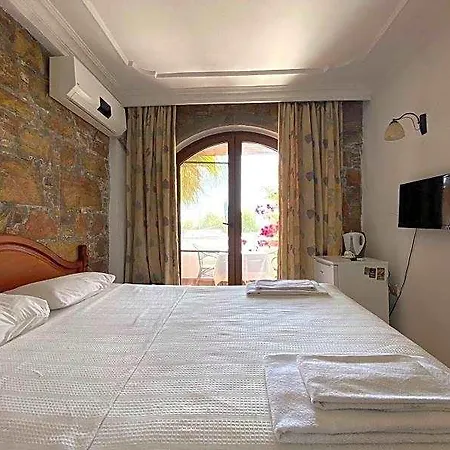 Asterina Hotel apartamentowy Turgutreis